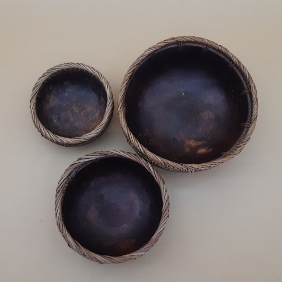 3 wood and Rattan Bowls Plus Coasters - Picture 9 of 11